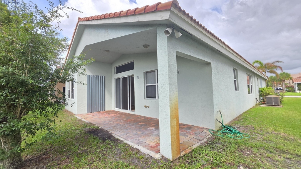 2264 Sw Newport Isles Boulevard - Photo 14
