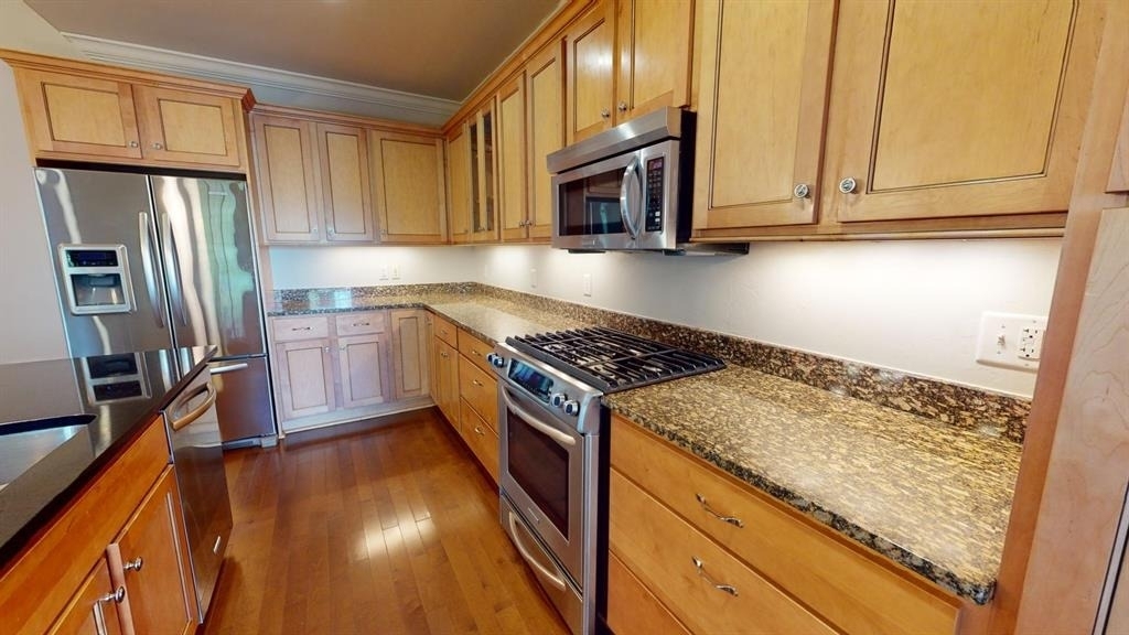 205 N Geary Avenue - Photo 13