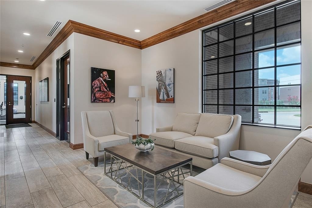 205 N Geary Avenue - Photo 10