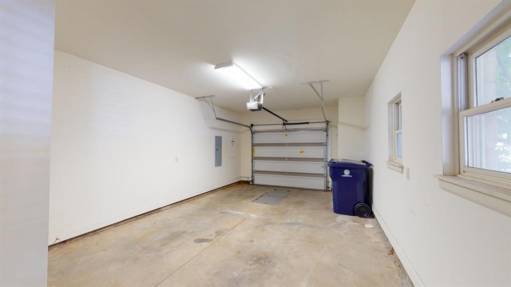 205 N Geary Avenue - Photo 25