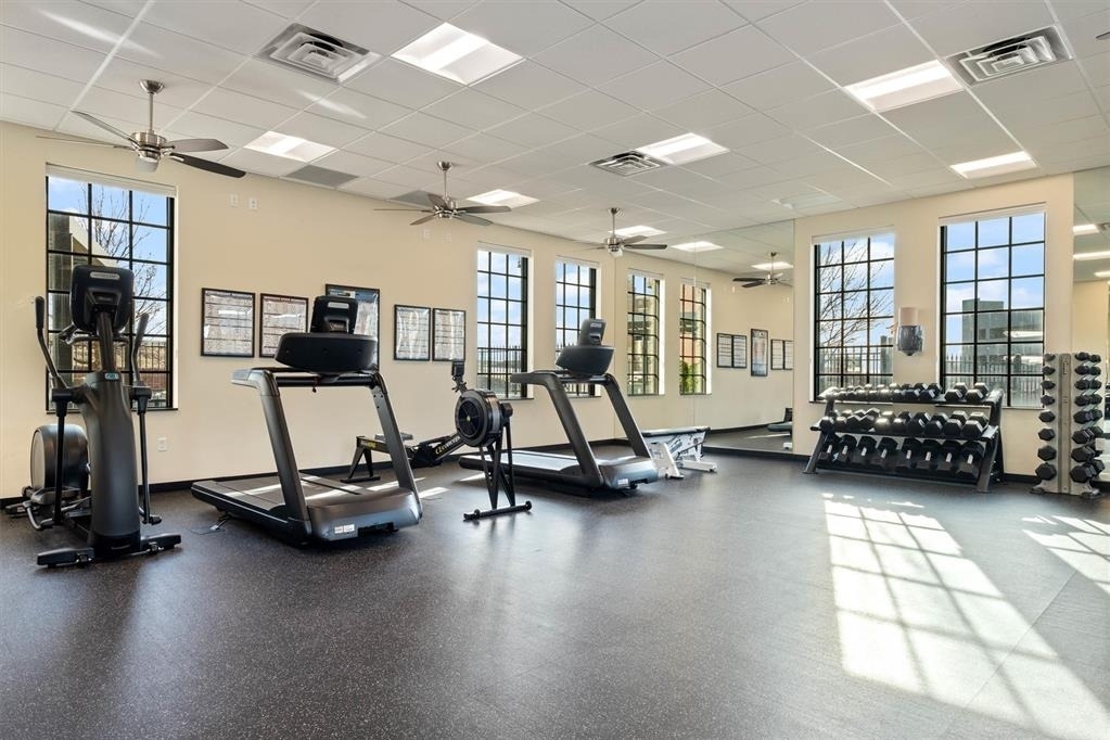 205 N Geary Avenue - Photo 29