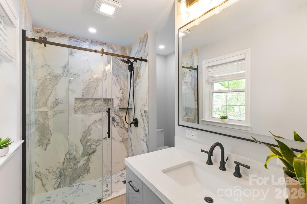 100 Chadmore Drive - Photo 11