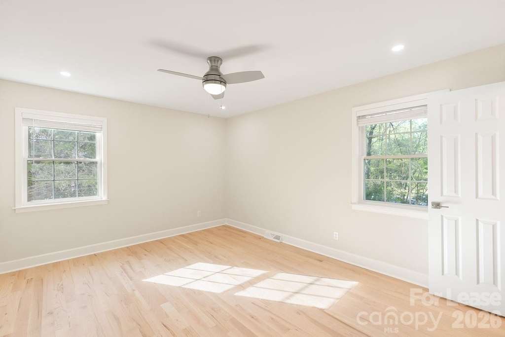 100 Chadmore Drive - Photo 10