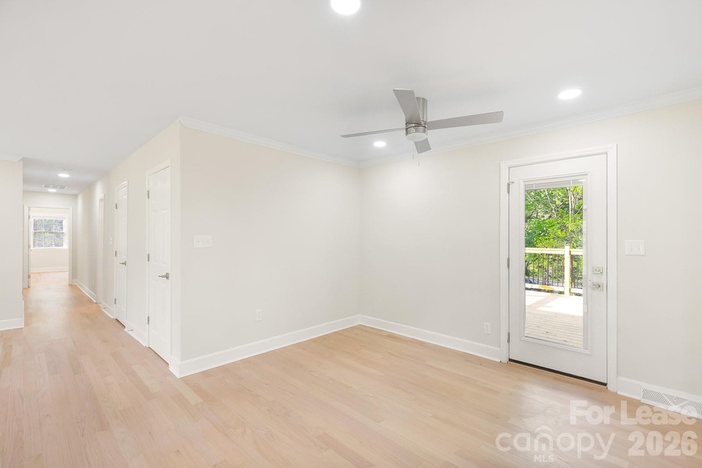 100 Chadmore Drive - Photo 5