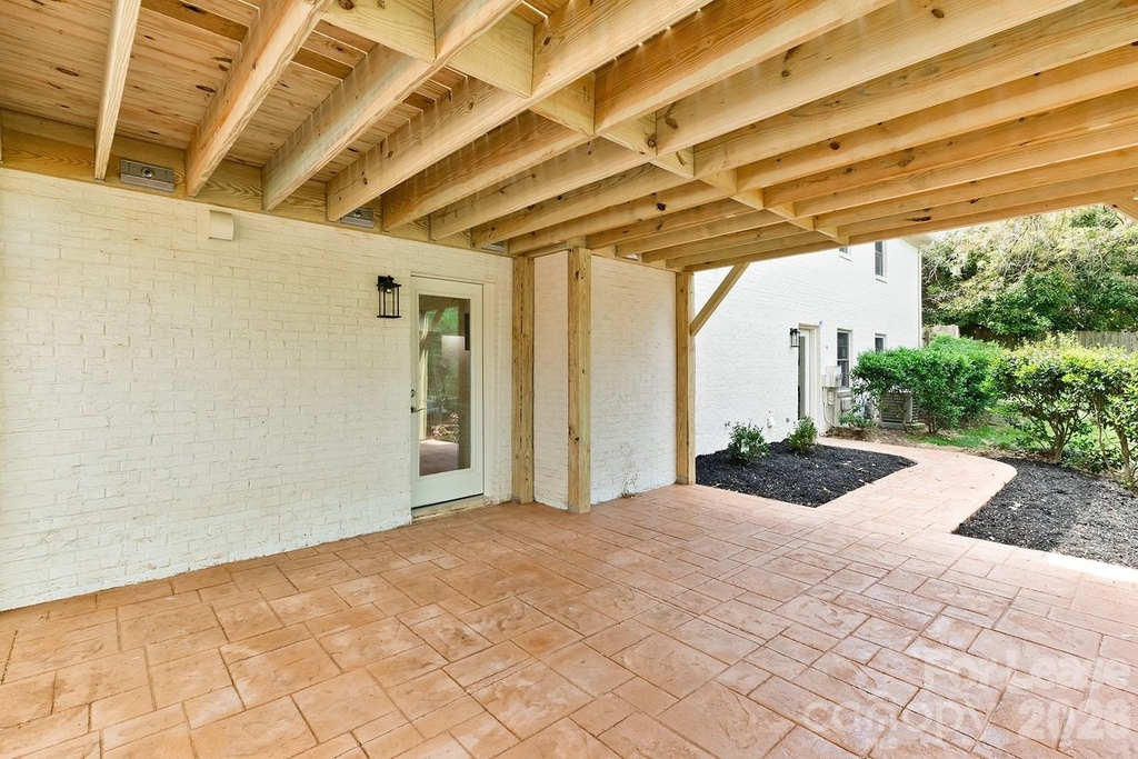 100 Chadmore Drive - Photo 14