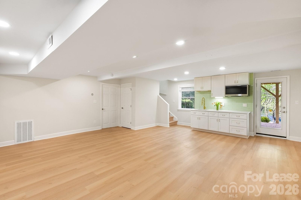 100 Chadmore Drive - Photo 16