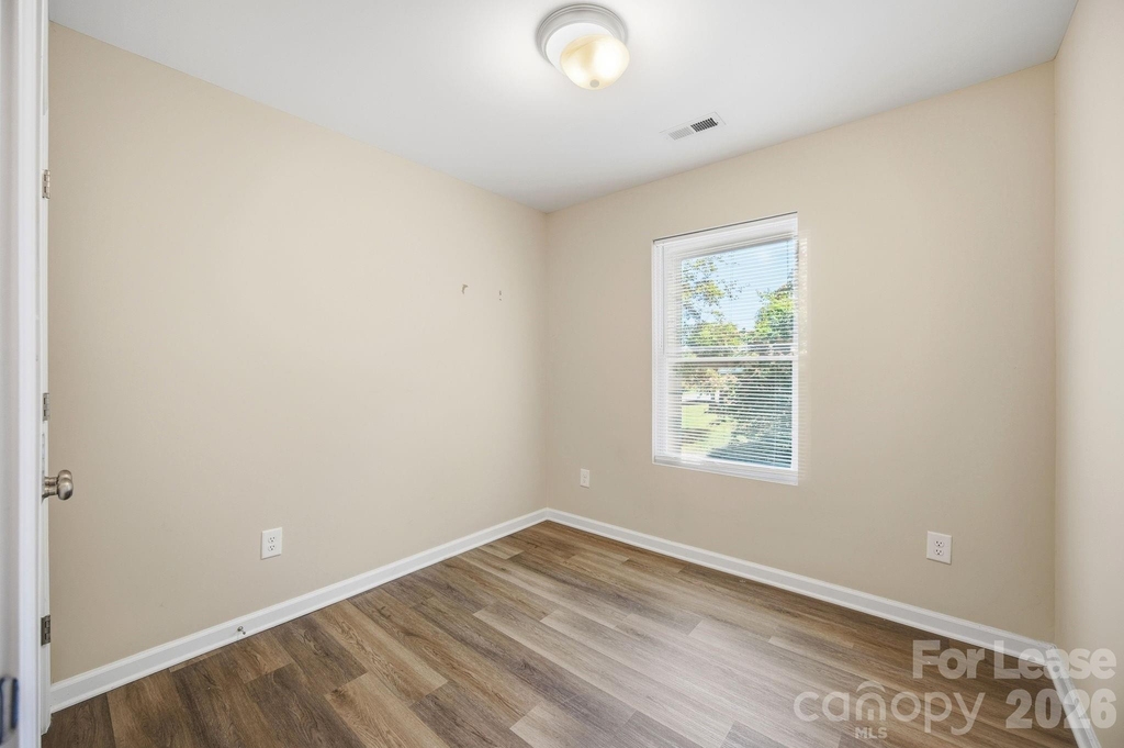 1361 Ontario Drive - Photo 25