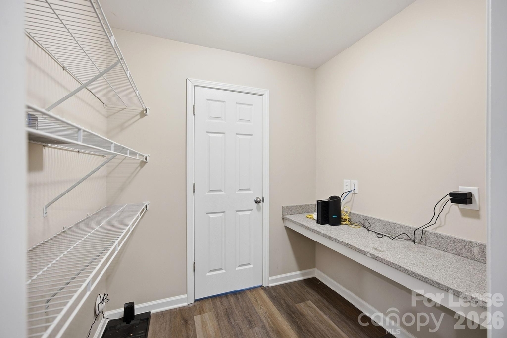 1361 Ontario Drive - Photo 15