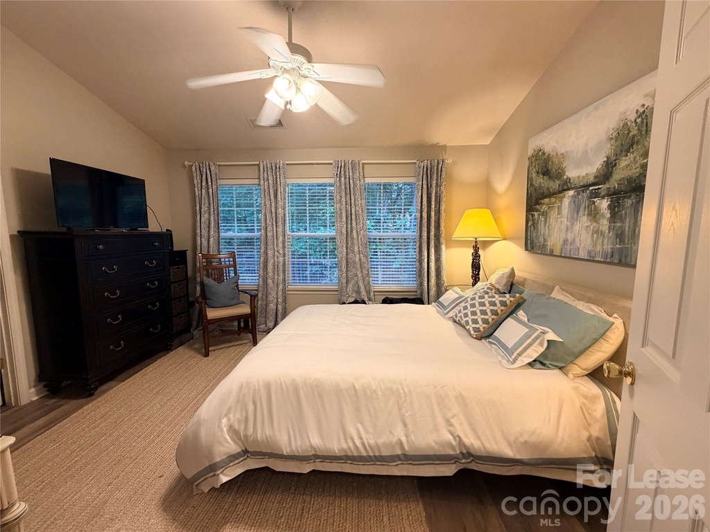 6626 Rothchild Drive - Photo 8