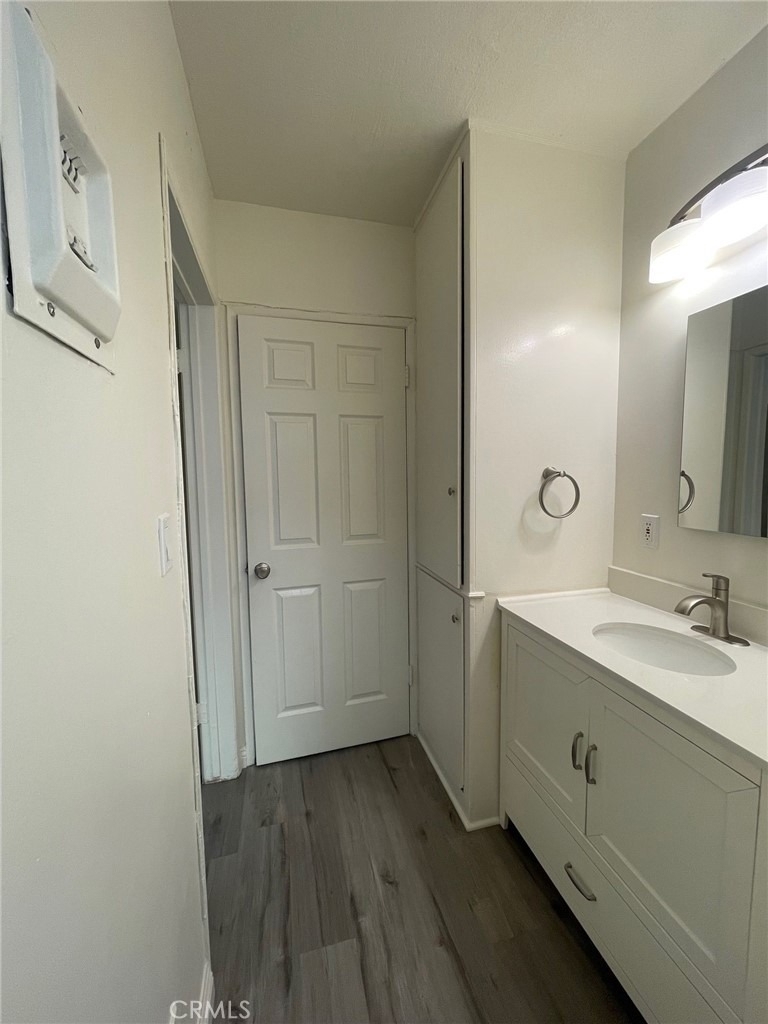943 N Louise Street - Photo 7
