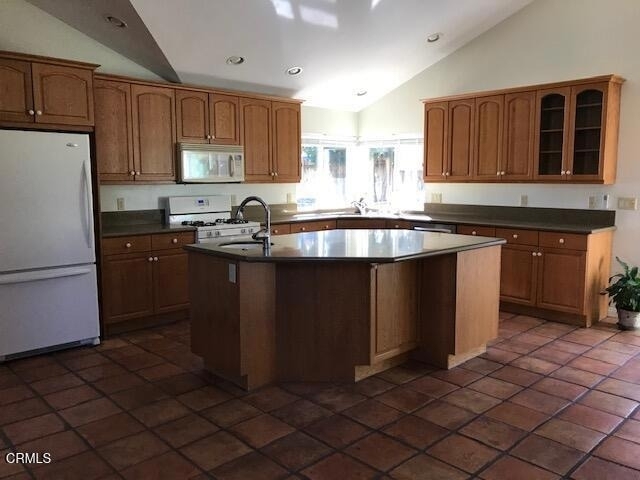 157 N Linden Drive - Photo 6