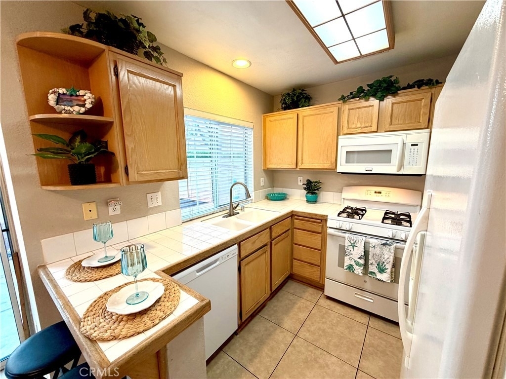11512 Stonecrest Drive - Photo 7