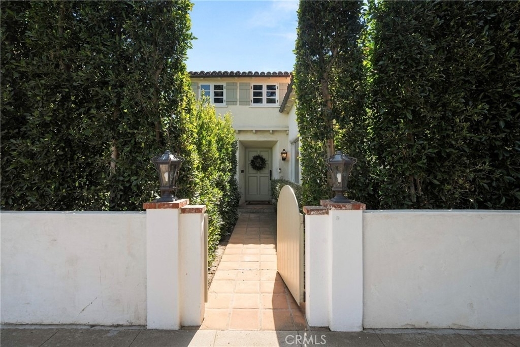 2520 Alta Avenue - Photo 0