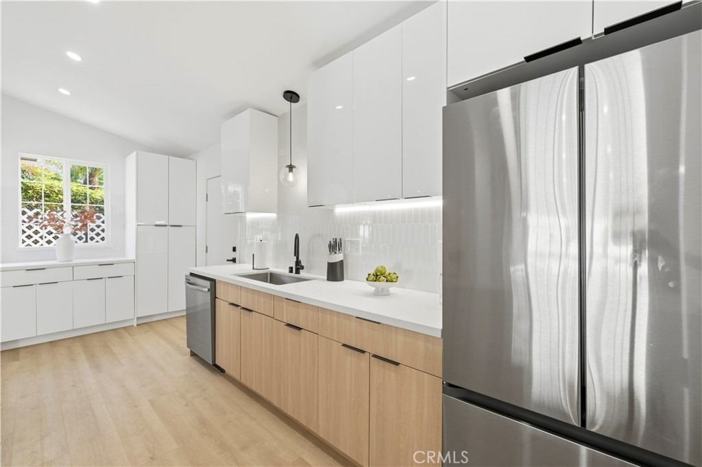9355 Ruffner - Photo 5