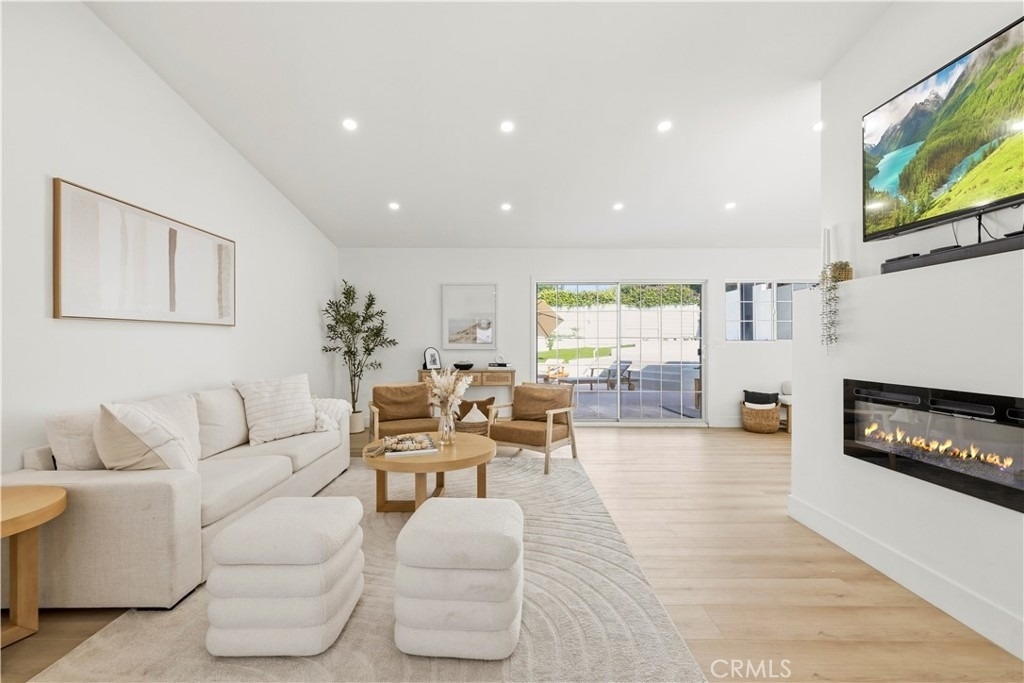 9355 Ruffner - Photo 19