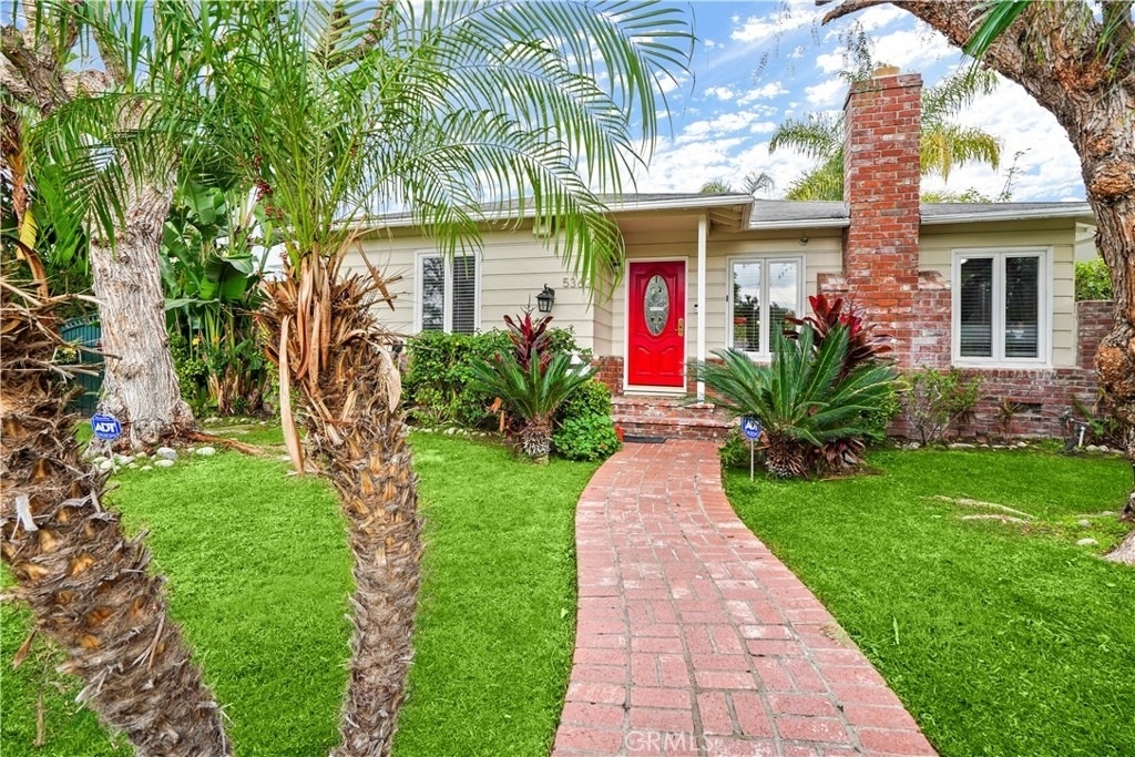 5362 Yolanda Avenue - Photo 0