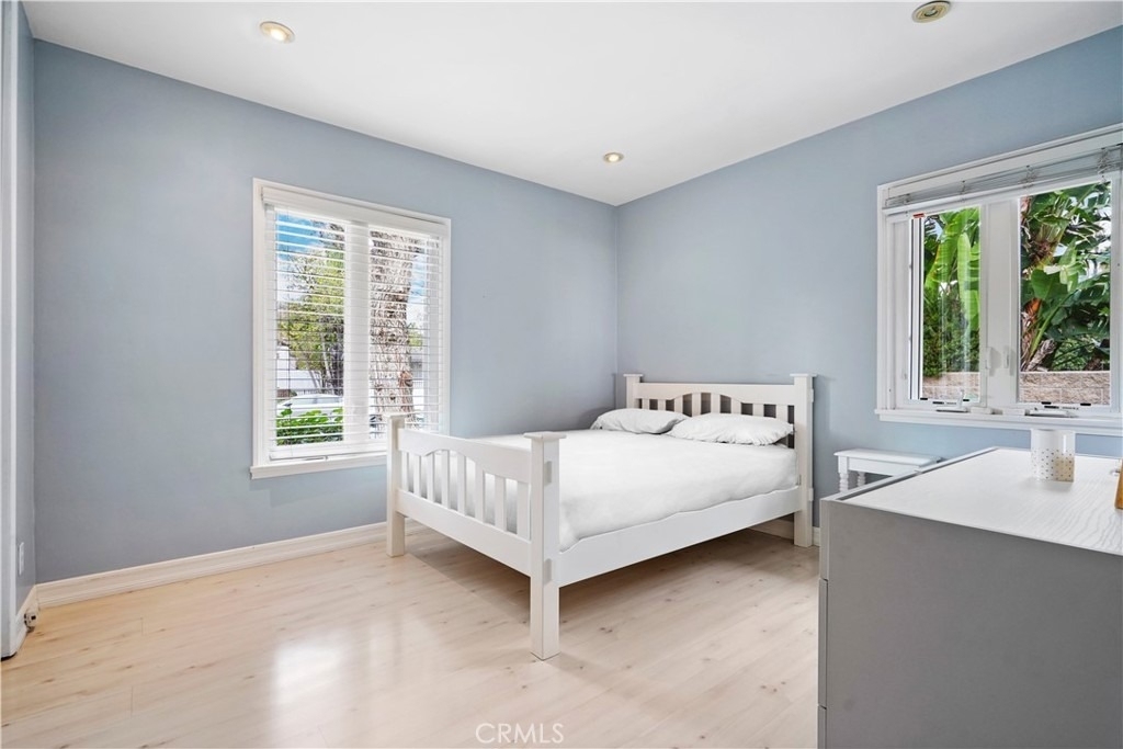 5362 Yolanda Avenue - Photo 13