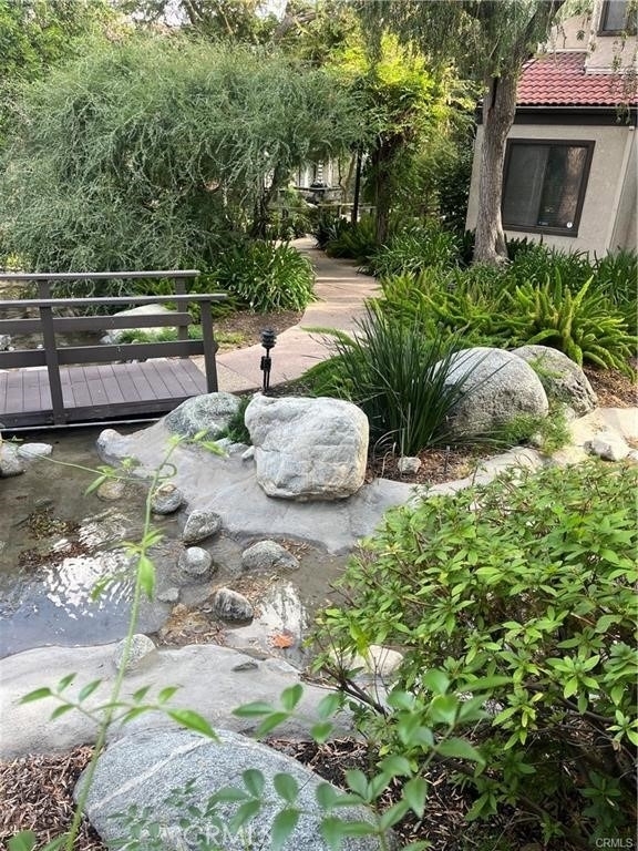 21800 Marylee - Photo 1