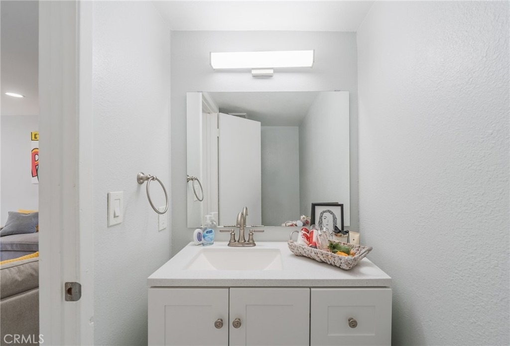 28033 Ridgebluff Court - Photo 16