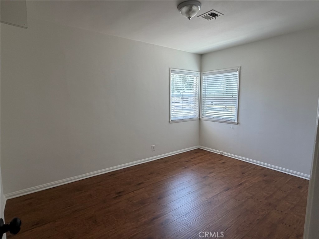 17508 Jersey Ave. - Photo 4