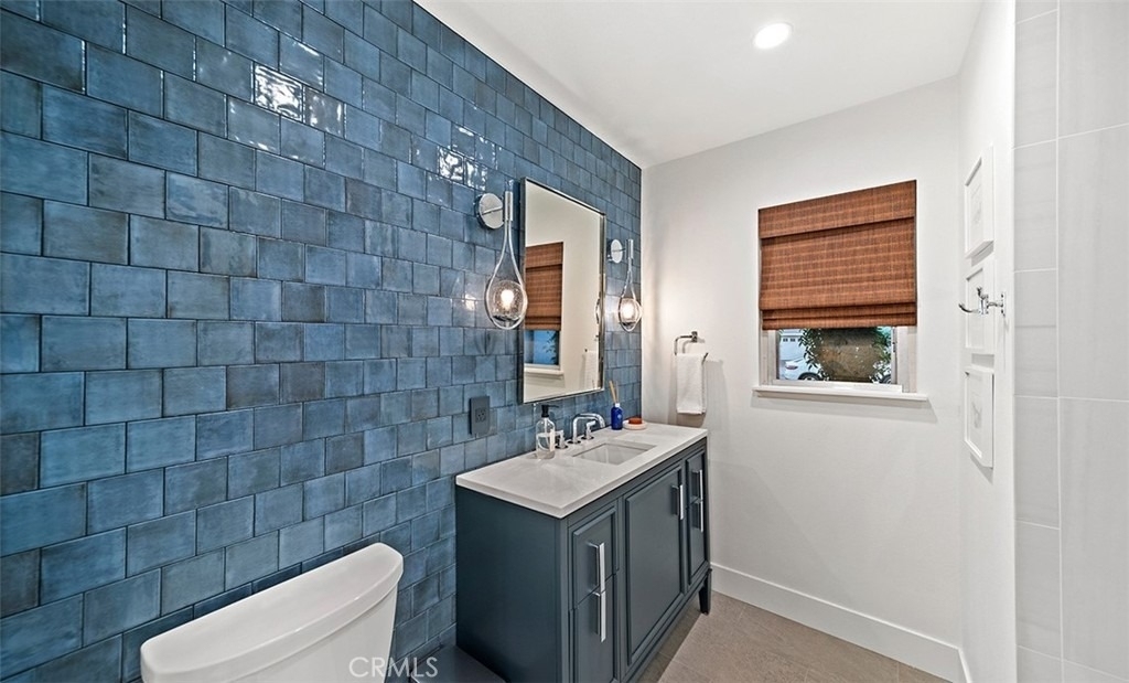 843 Bernard Drive - Photo 28