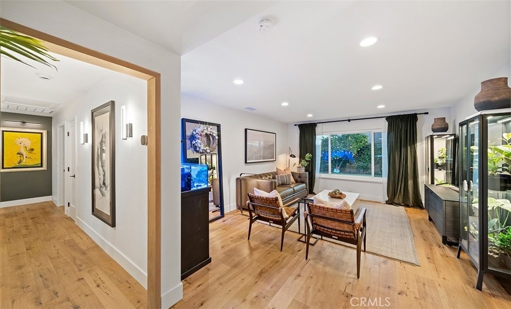 843 Bernard Drive - Photo 27