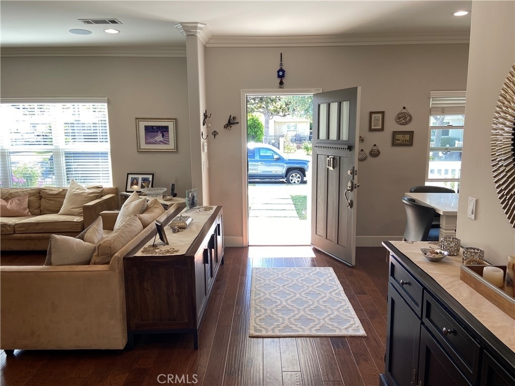 4470 Stansbury Avenue - Photo 37