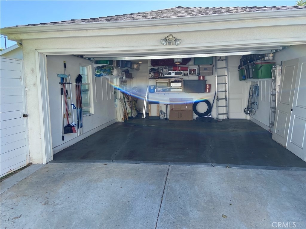 4470 Stansbury Avenue - Photo 62