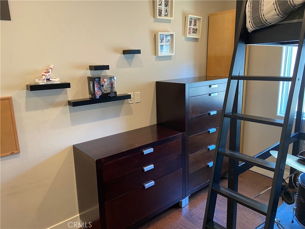 4470 Stansbury Avenue - Photo 42