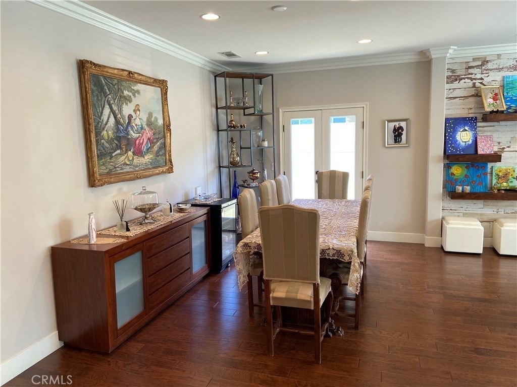 4470 Stansbury Avenue - Photo 14