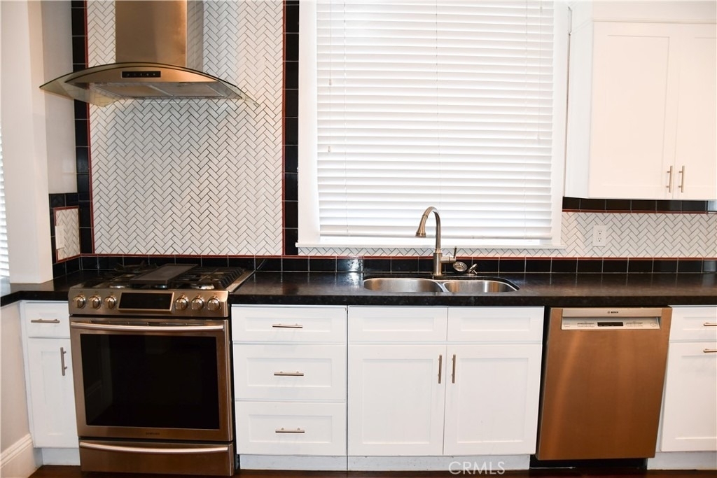 268 N Grand - Photo 21