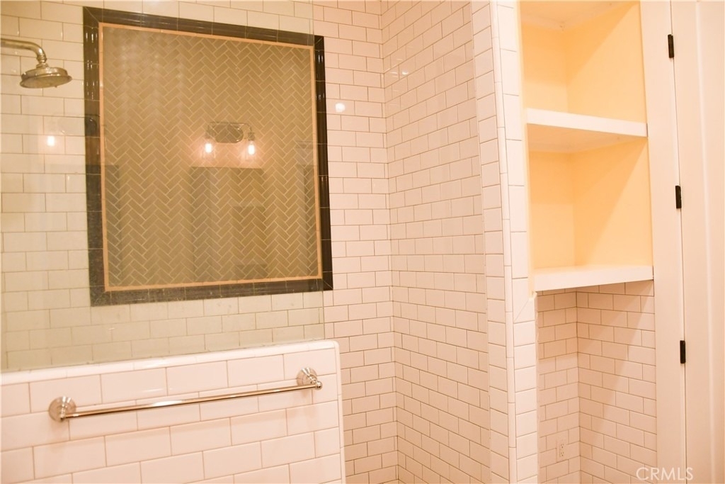268 N Grand - Photo 12