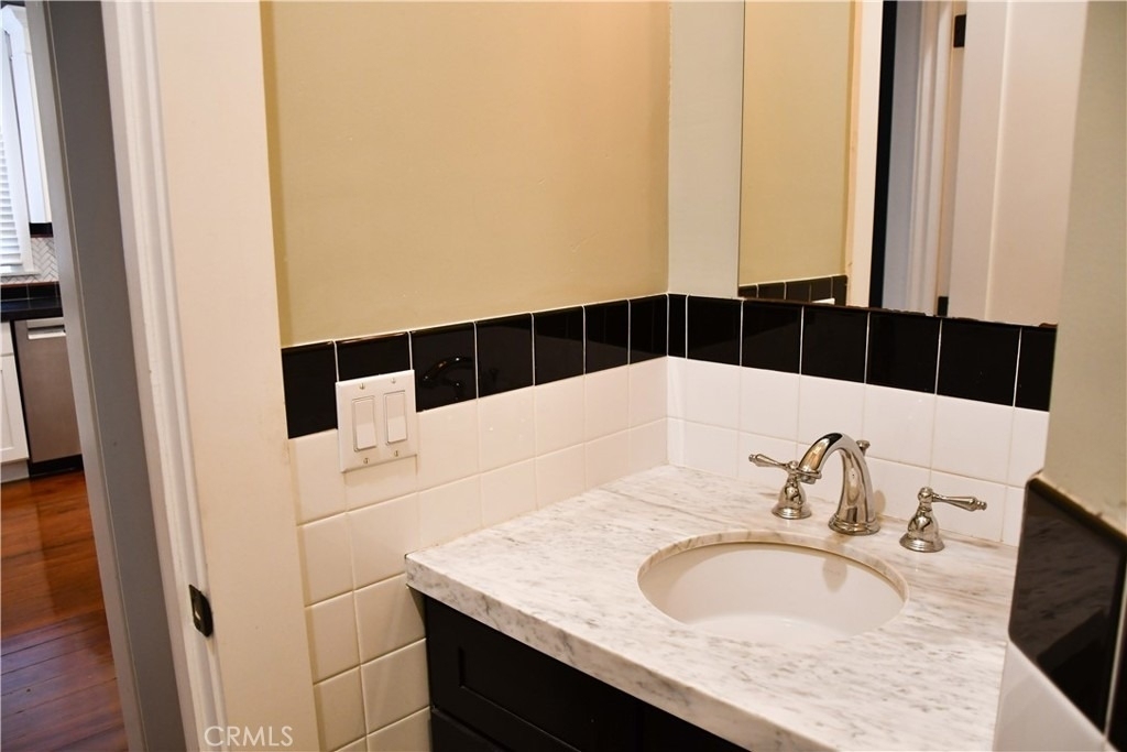 268 N Grand - Photo 34