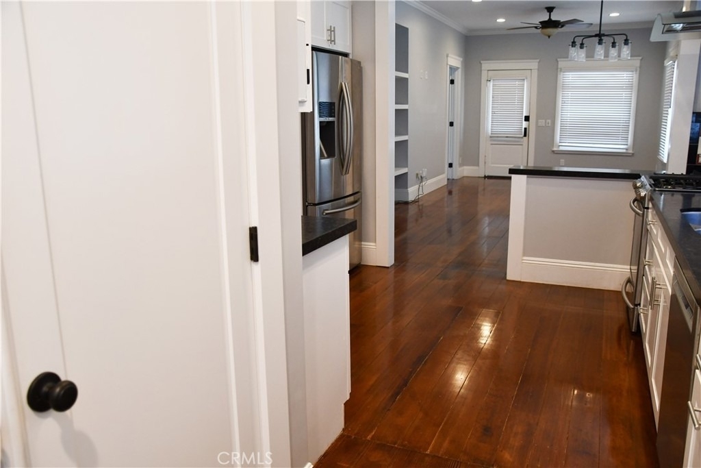 268 N Grand - Photo 25
