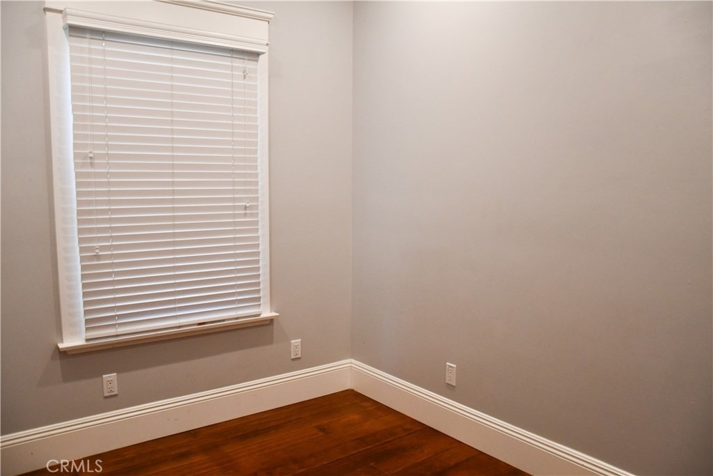 268 N Grand - Photo 26