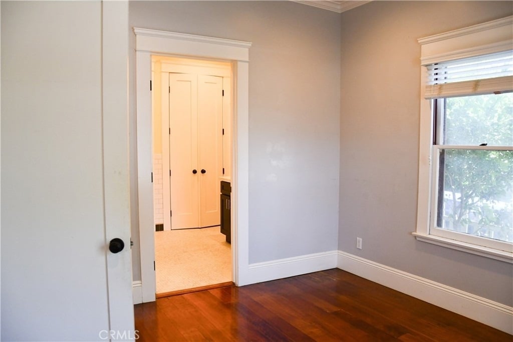 268 N Grand - Photo 9