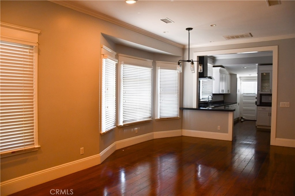 268 N Grand - Photo 1
