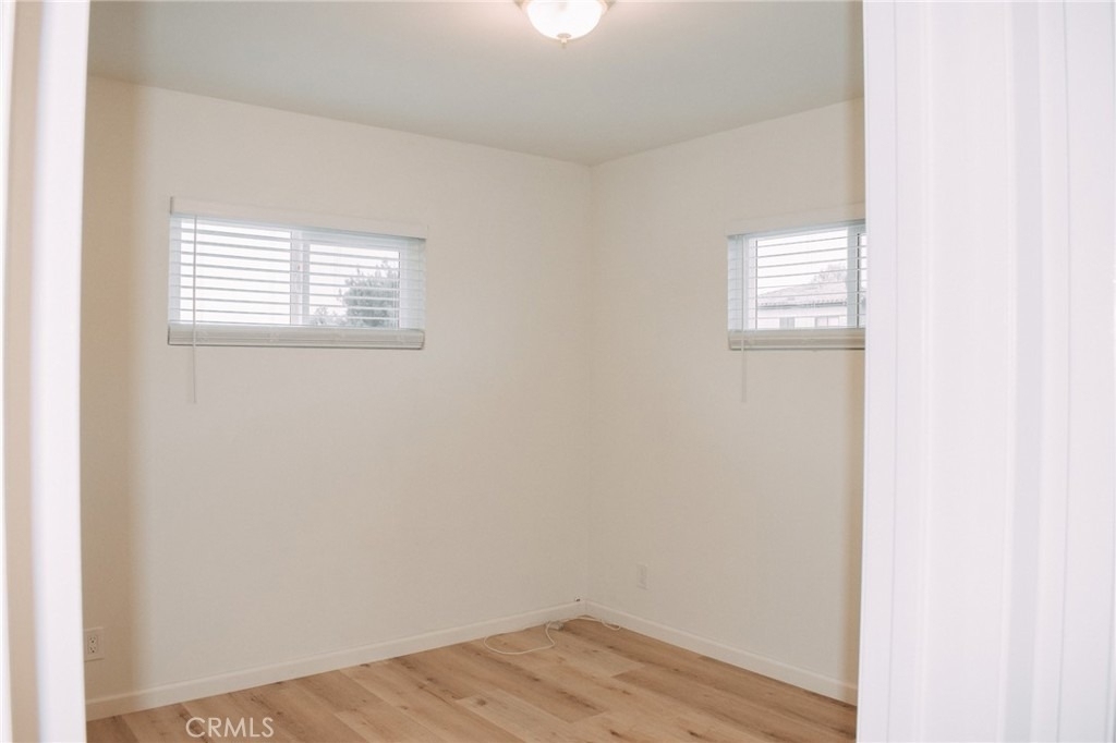 21004 Henrietta - Photo 8