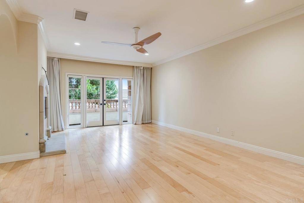5370 Renaissance Avenue - Photo 13