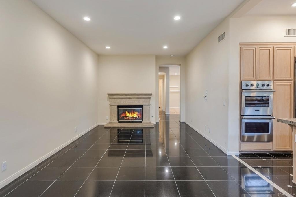 5370 Renaissance Avenue - Photo 10