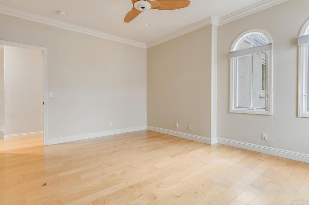 5370 Renaissance Avenue - Photo 28