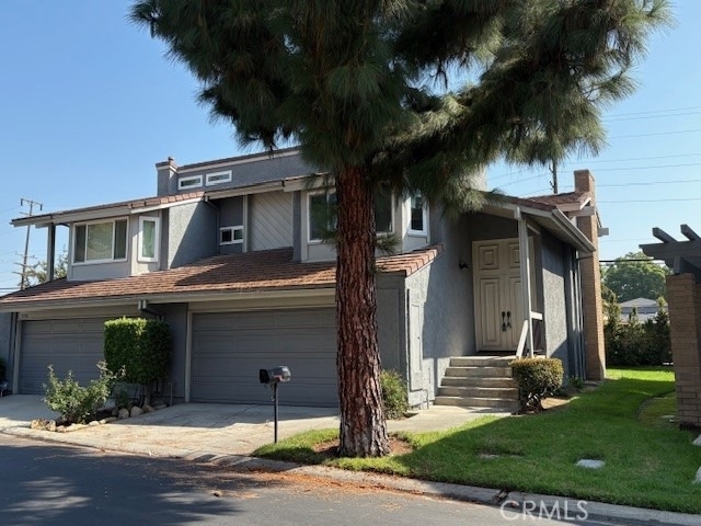 2124 Woodbriar Court - Photo 0