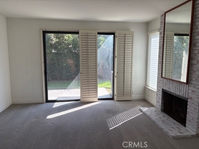 2124 Woodbriar Court - Photo 2