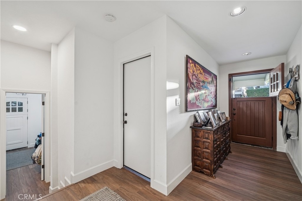 1044 Noria Street - Photo 14