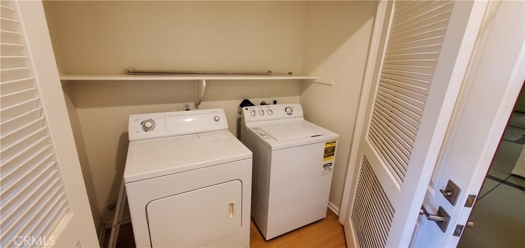 2441 Watermarke Place - Photo 9