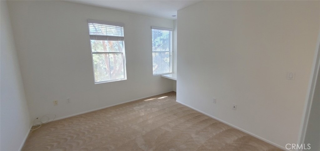 2441 Watermarke Place - Photo 4
