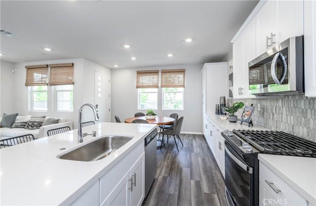 1221 Brush Creek - Photo 7