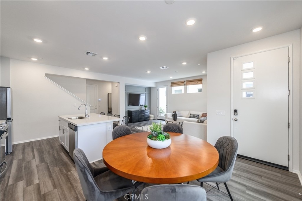 1221 Brush Creek - Photo 4