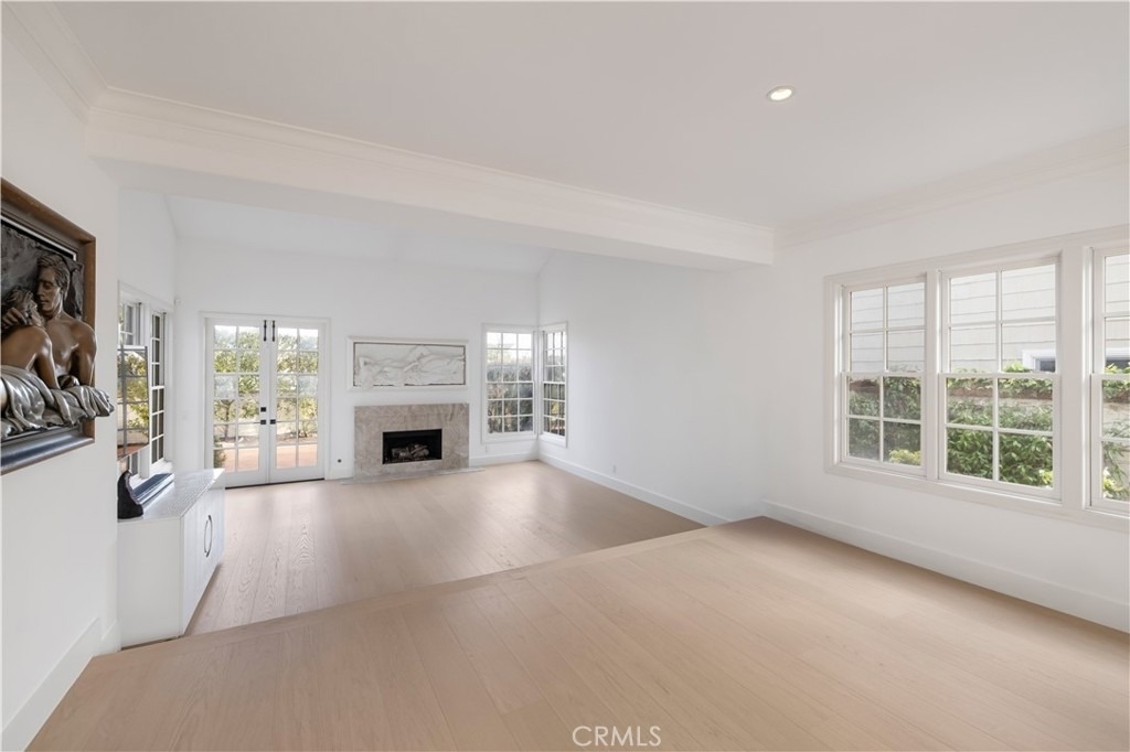 85 Hillsdale - Photo 1