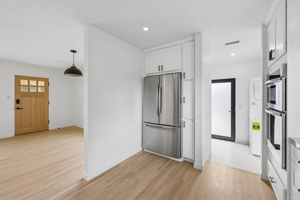 1061 Buena Vista Way - Photo 17